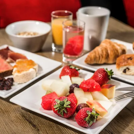 Hotel Ibis Centre Historique 3*
